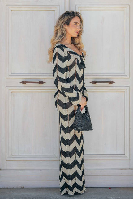 Long sleeve dress knitted