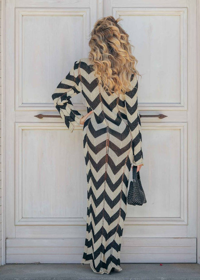 Long sleeve dress knitted