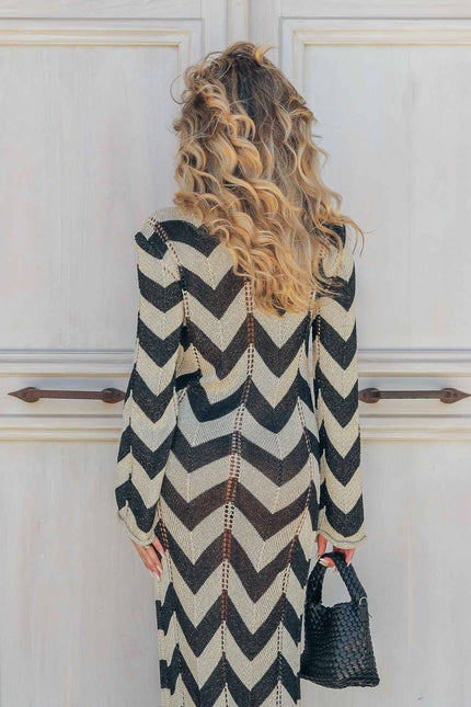 Long sleeve dress knitted