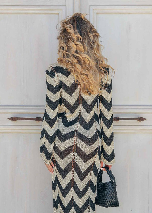 Long sleeve dress knitted