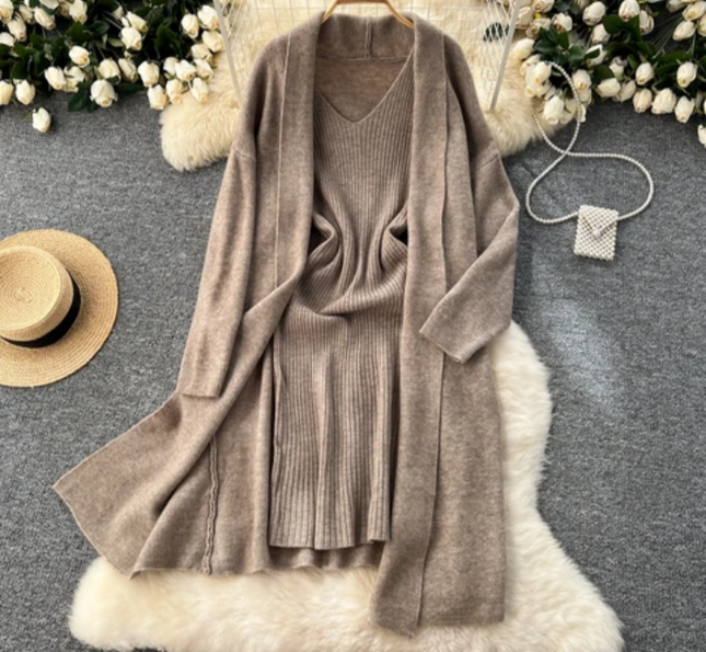 Elegant Two-Piece Sweater Dress Set