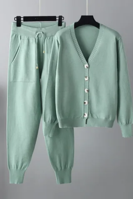 Autumn/Winter Cardigan & Harem Pants Outfit