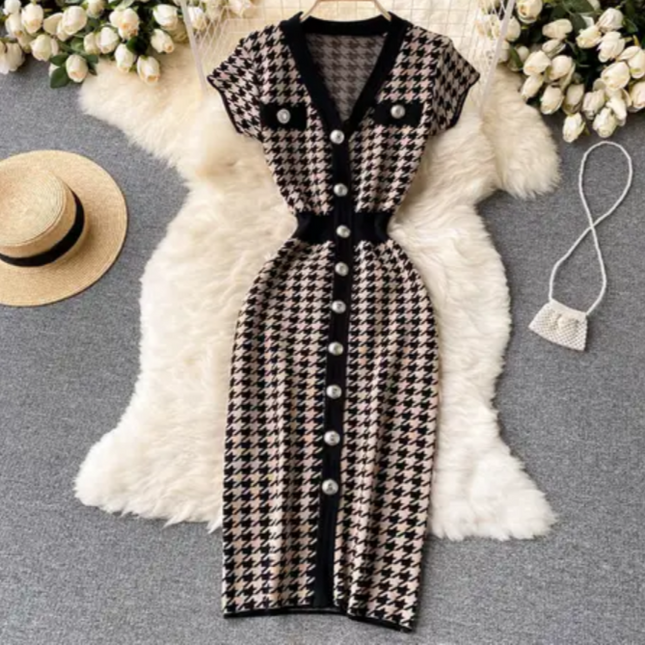 Vintage Knit V-Neck Midi Dress – Summer Casual