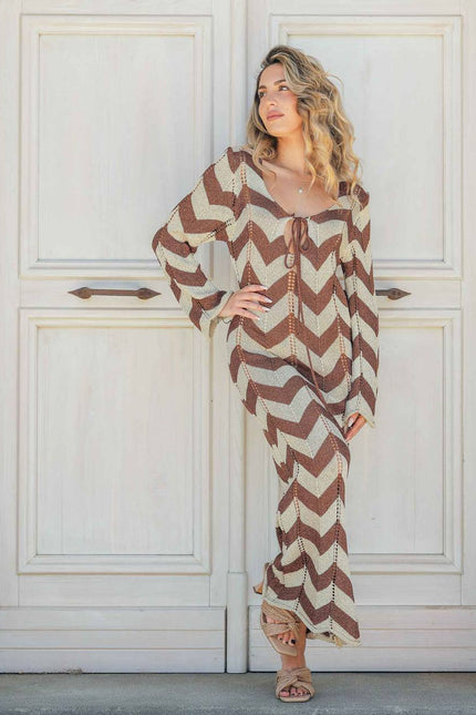 Long sleeve dress knitted