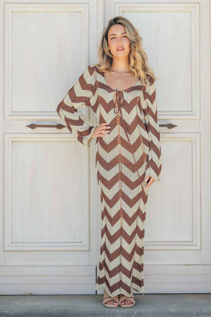 Long sleeve dress knitted