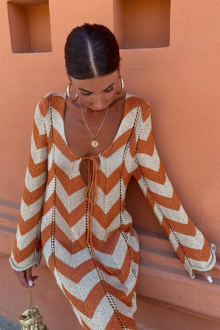 Long sleeve dress knitted