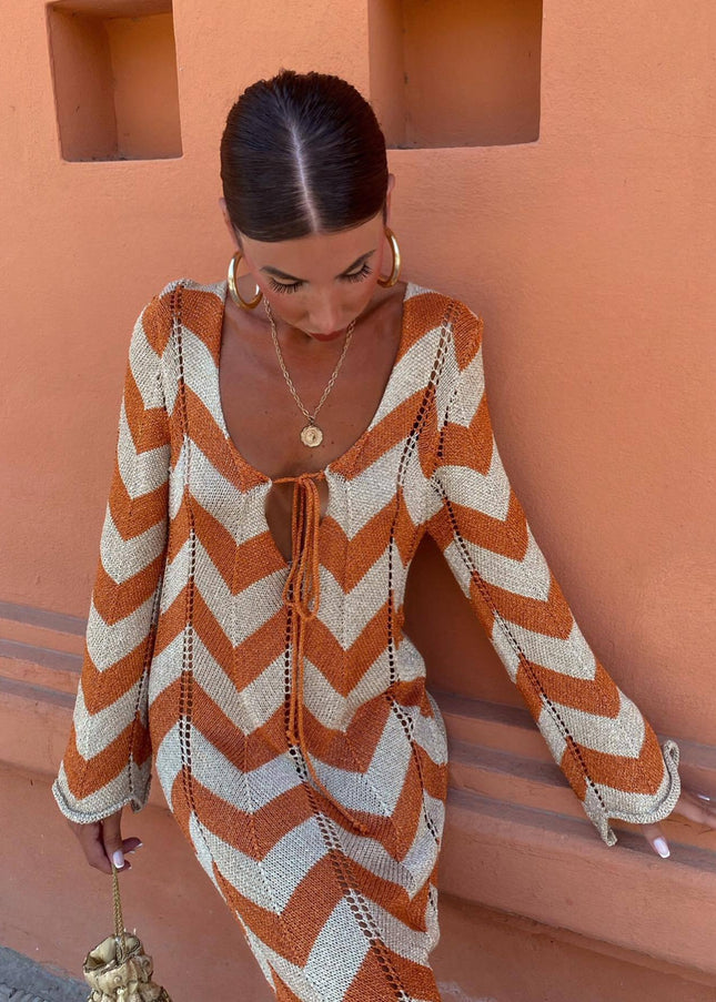 Long sleeve dress knitted