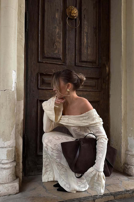 Long Dress – Classic Resort-Ready Silhouette