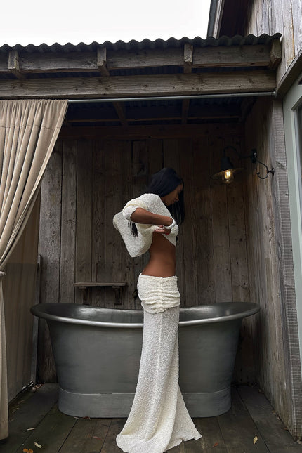 Matching Skirt and top set – Elegant & Easy Vacation Look