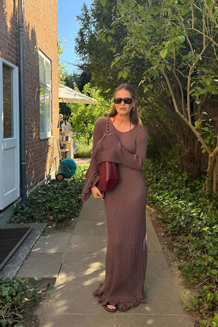 Lightweight Long Sleeve Maxi Dress – Breezy Style for Coastal Escape