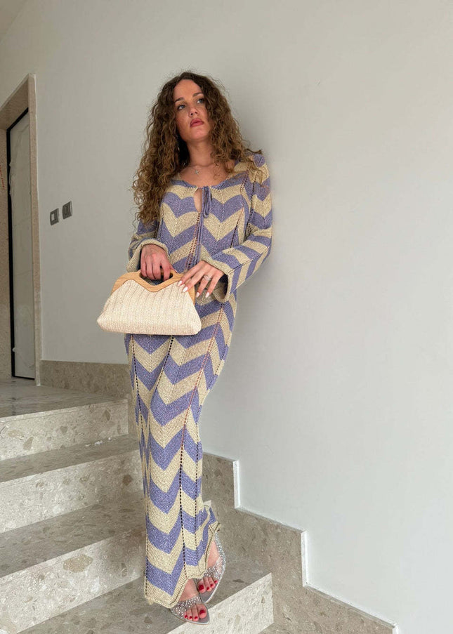 Long sleeve dress knitted