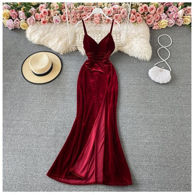 New Deep V Low-Cut High Open Fork Halter Banquet Host Gold Velvet Sexy Backless Evening Dresses