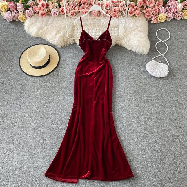 New Deep V Low-Cut High Open Fork Halter Banquet Host Gold Velvet Sexy Backless Evening Dresses