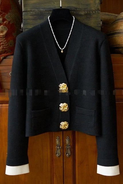Knit Cardigan Women's Tops Autumn New Black and White Clashing Gold Buckle V-Neck Coat Jacket