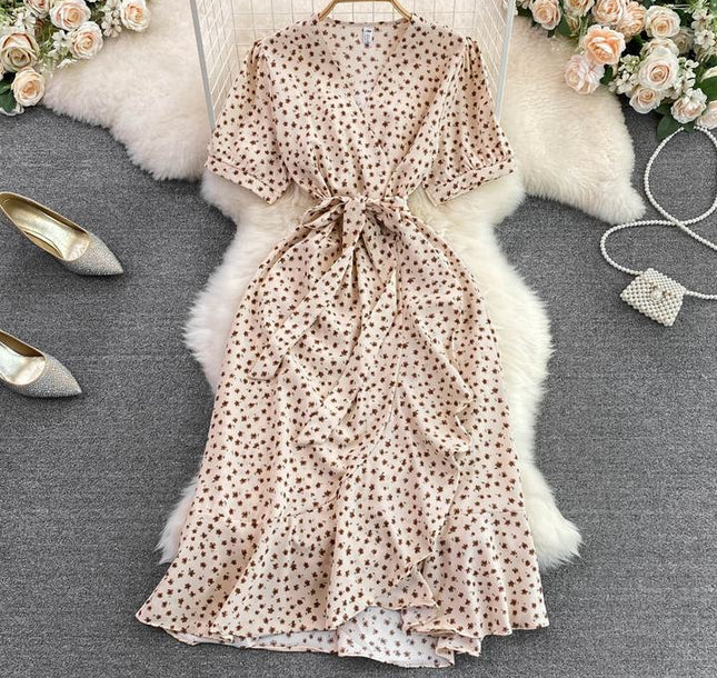 Fashion Small Fresh V-Neck Bubble Short Sleeve Waist Shrink Slimming A-Line Flounce Floral Dress