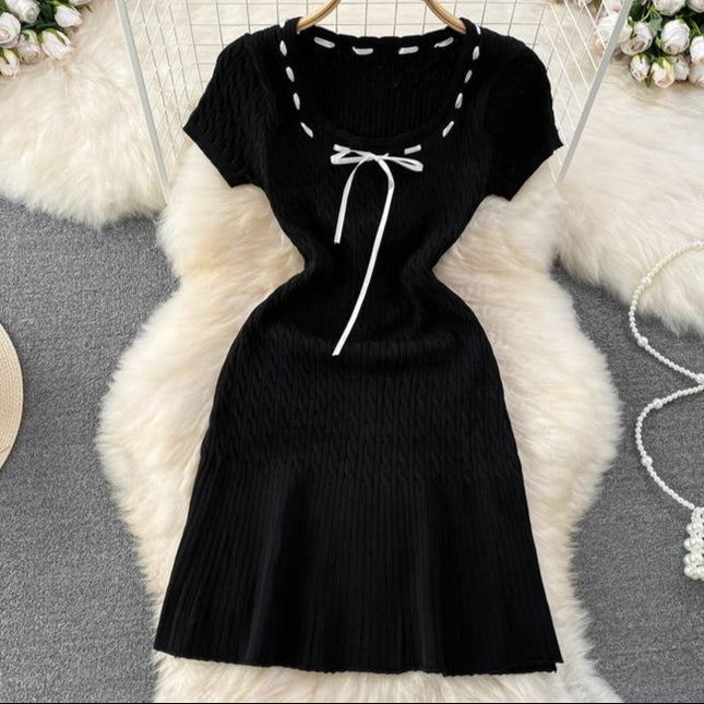 Summer Korean Version of the Short Sleeve Knitted Fishtail Tight Dresses