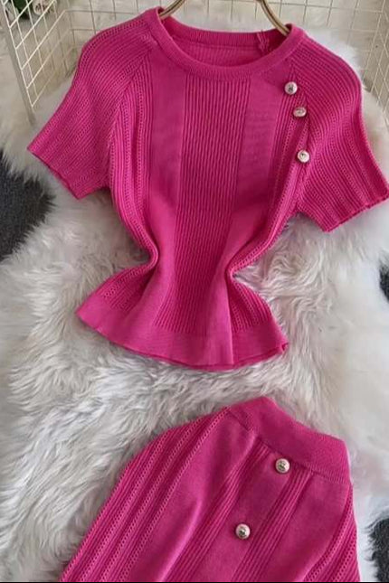 High-end Style Is Shoulder Short Sleeve Small Short Top Ice Silk Knitwear + High Waist Skirt Set