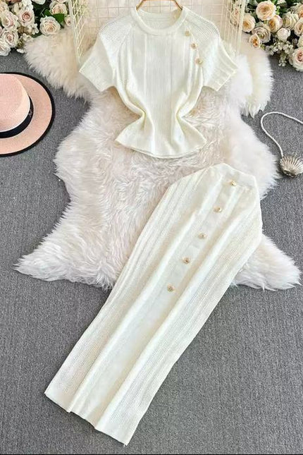 High-end Style Is Shoulder Short Sleeve Small Short Top Ice Silk Knitwear + High Waist Skirt Set