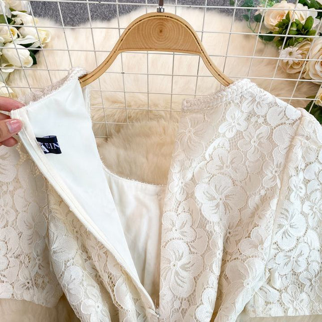French Women Exquisite Square Neck Lace Patchwork Pleated Long Gown Elegant Casual Dress