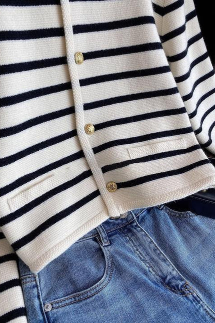 Cardigan for Women Single Breasted Crewneck Shirt Sweater Knit Cardigan