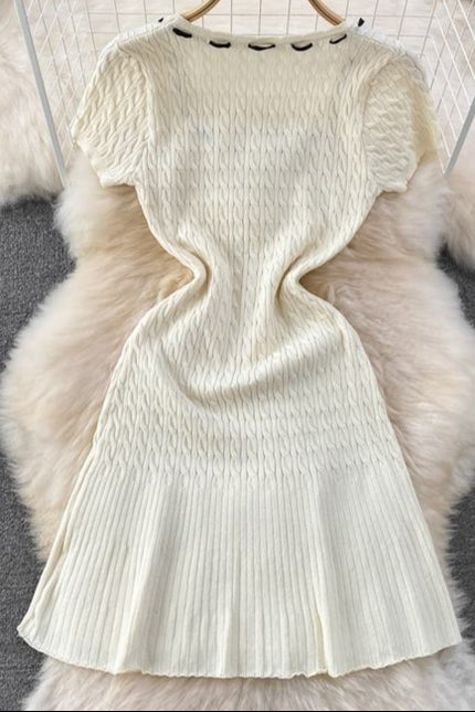 Summer Korean Version of the Short Sleeve Knitted Fishtail Tight Dresses