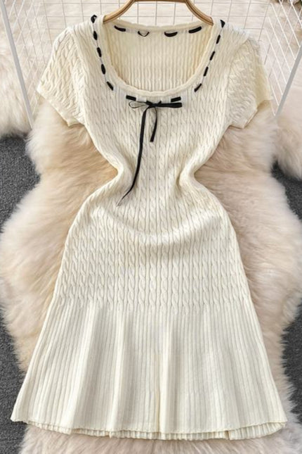 Summer Korean Version of the Short Sleeve Knitted Fishtail Tight Dresses