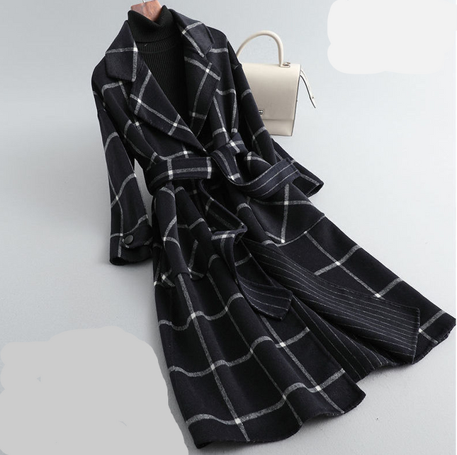 2022 New Plaid Pattern Mid-length Windbreaker Female Korean Version Slim Double-breasted Design Temperament Coat