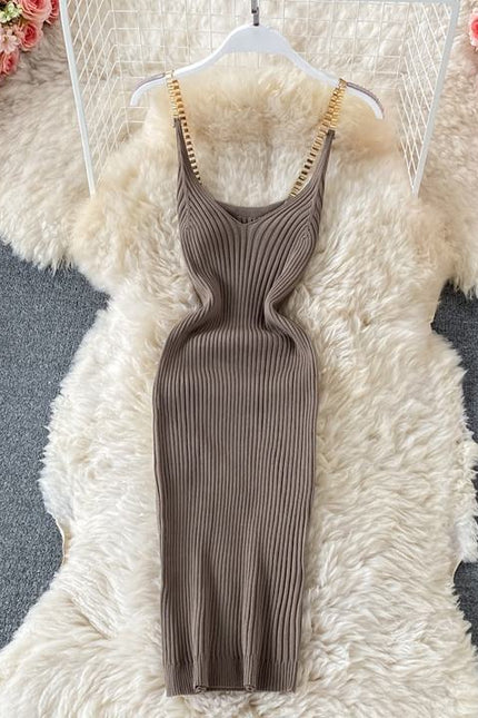 2024 Verão Novo Temperamento Sexy Malha Cadeia Halter Vest Slim Vestidos Apertados