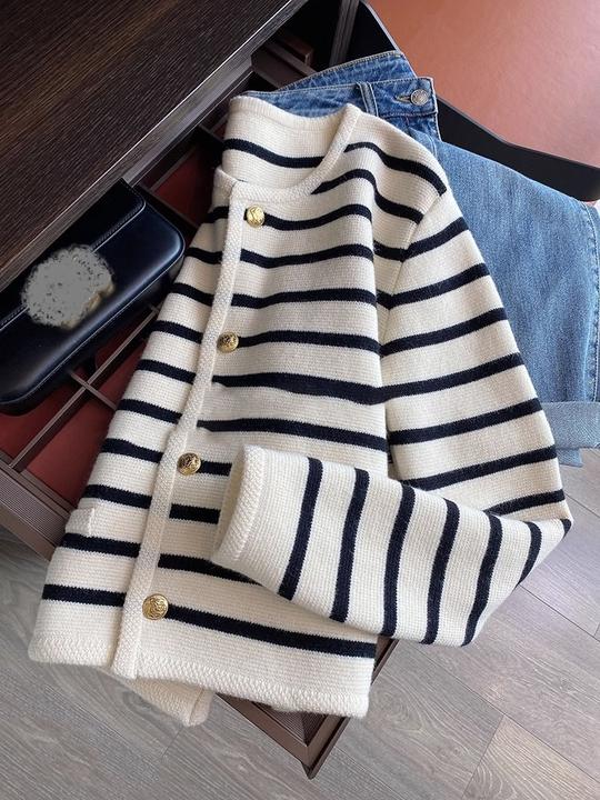 Cardigan for Women Single Breasted Crewneck Shirt Sweater Knit Cardigan