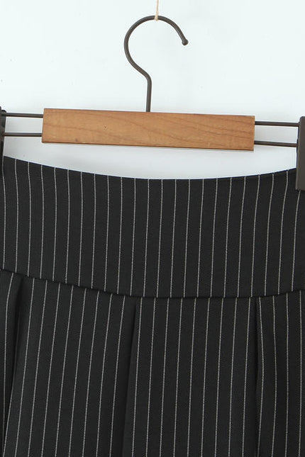 Striped Print Black Color Zipper Fly Casual Fashion Mini Pleated Skirt for Women