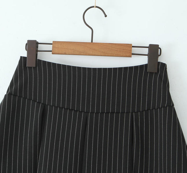 Striped Print Black Color Zipper Fly Casual Fashion Mini Pleated Skirt for Women