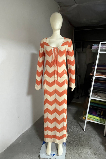 Long sleeve dress knitted