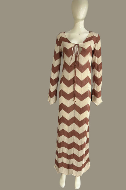 Long sleeve dress knitted