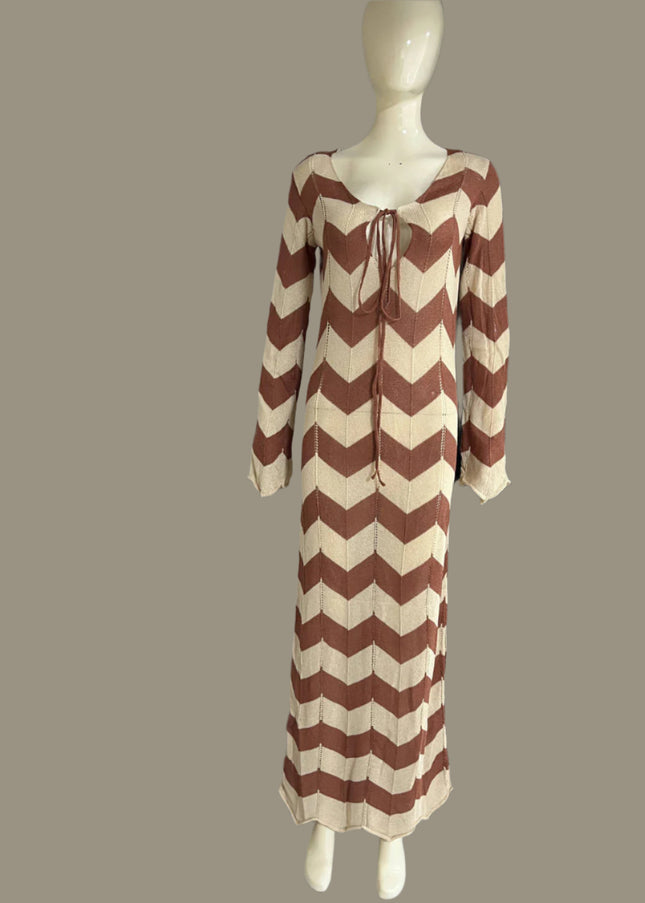 Long sleeve dress knitted